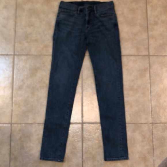 NWOT. Abercrombie Men’s Langdon Slim jeans. - Picture 4 of 5